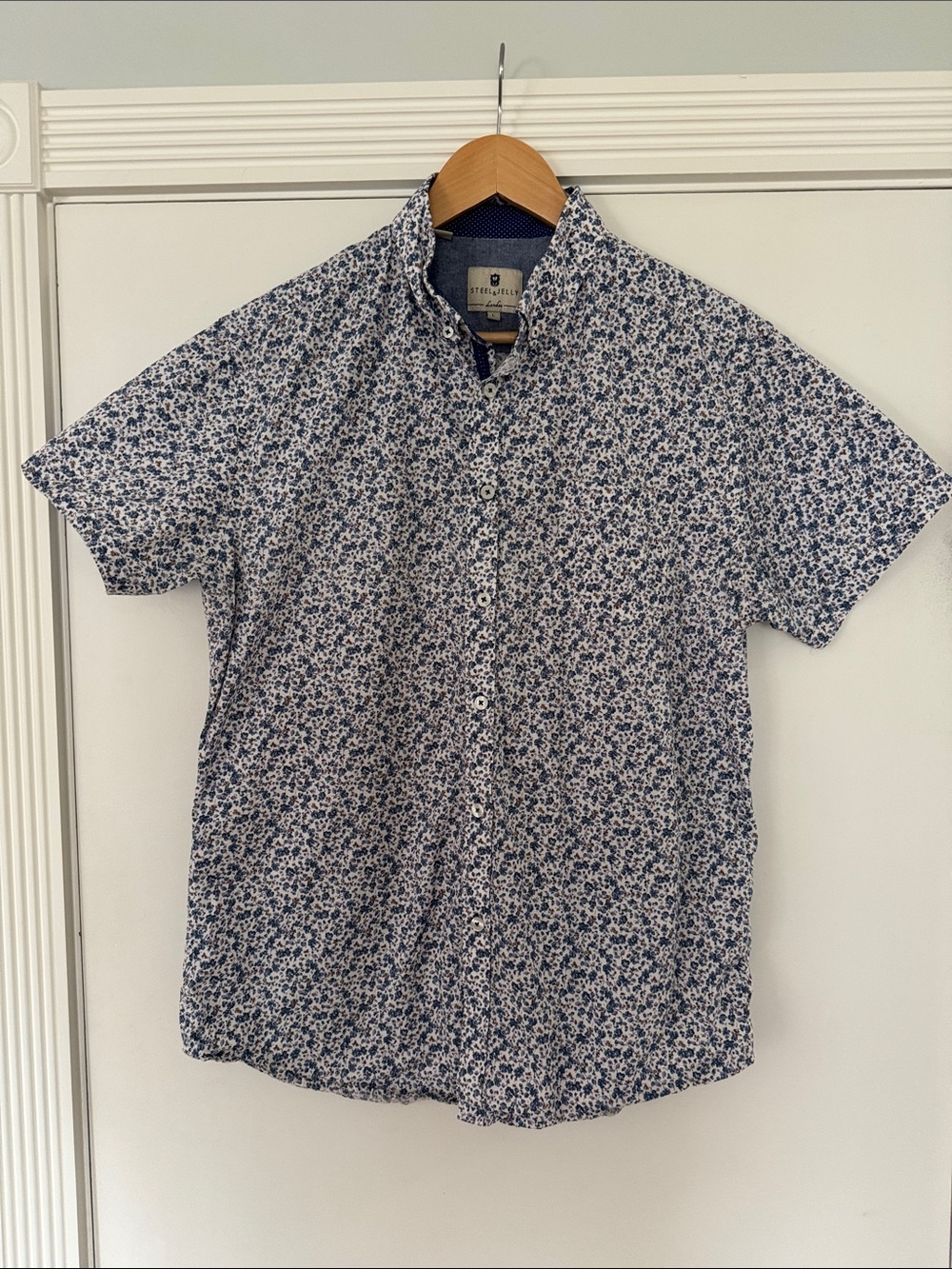 Short-Sleeve Floral Button-Down Shirt - Blue on White
